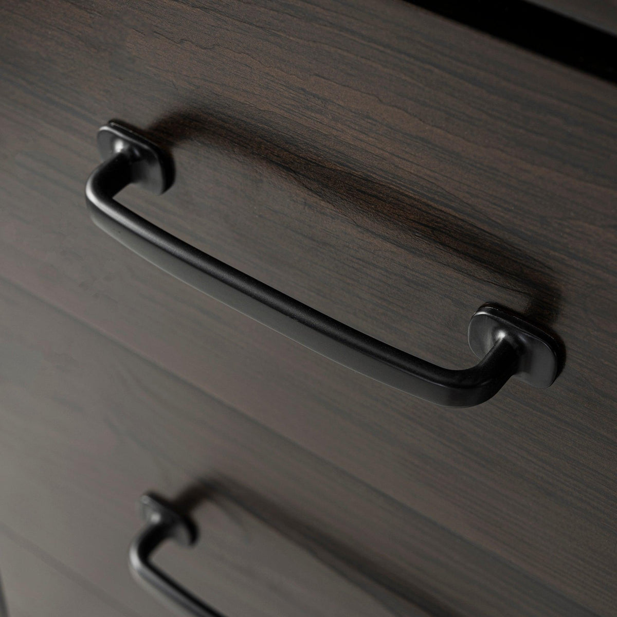 Freestanding Bathroom Vanity - Drawer handle