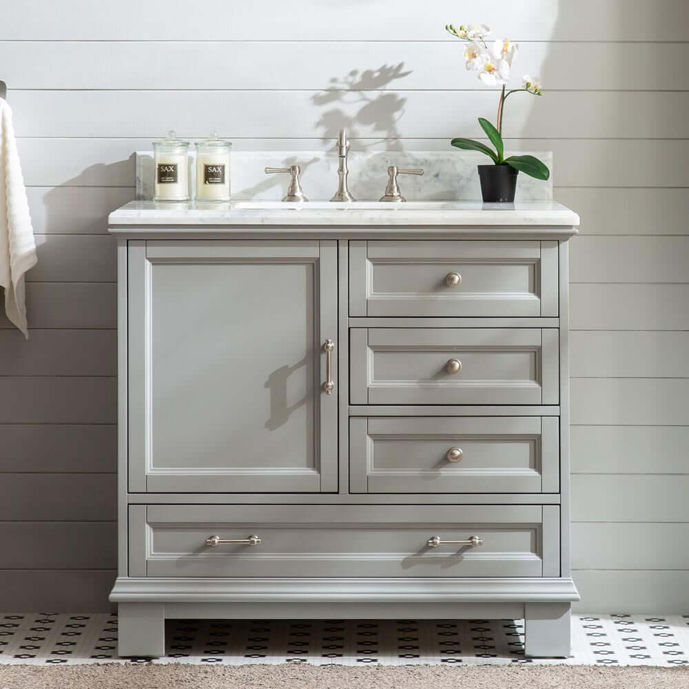 Silkroad Exclusive 36-inch Transitional Single Sink Vanity with Carrara Marble in Light Gray