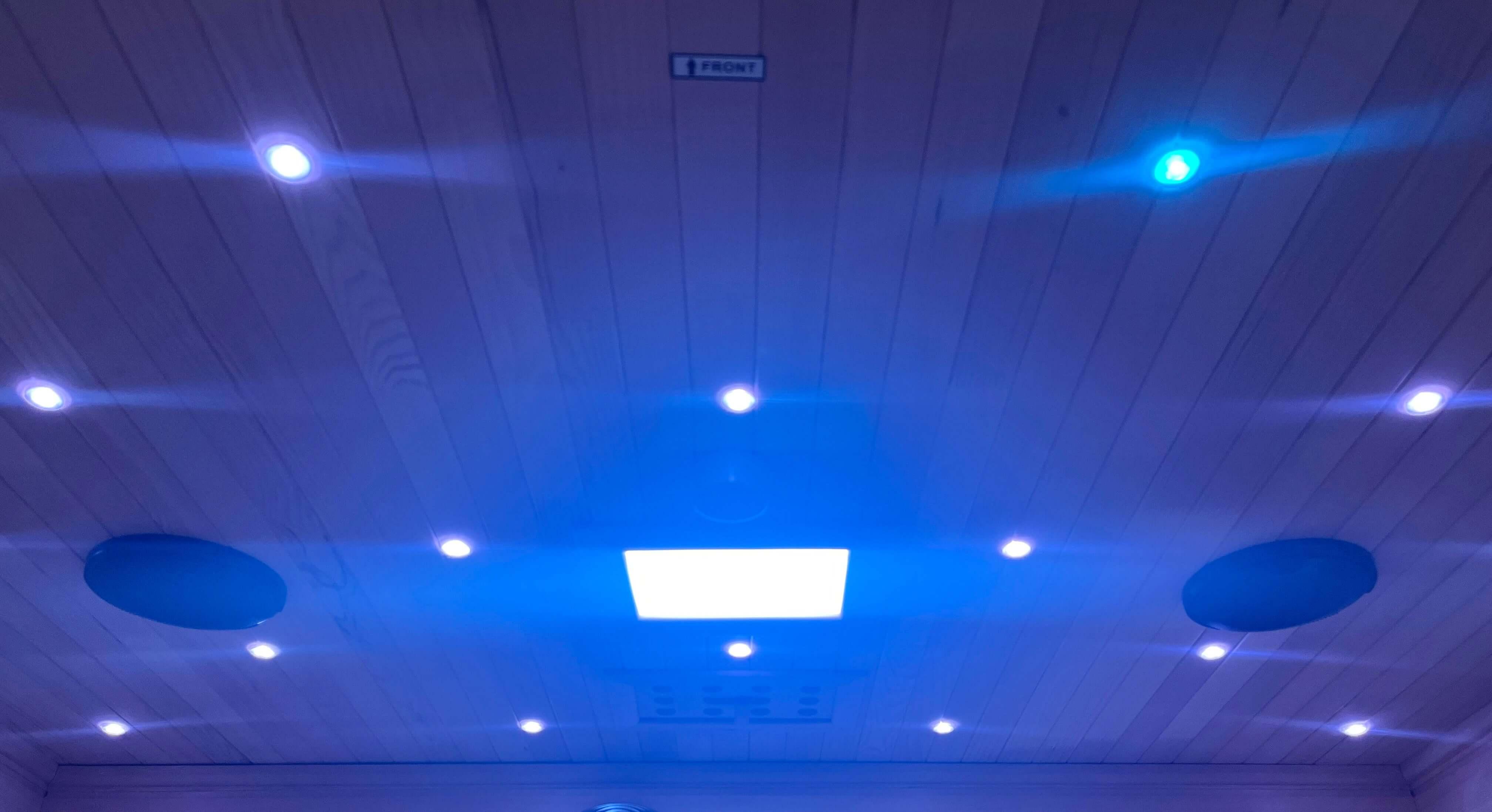 SteamSpa 3-Person Hemlock Wooden Indoor Infrared Sauna with Bluetooth &amp; Touch Control SC-SS0008-3P ceiling