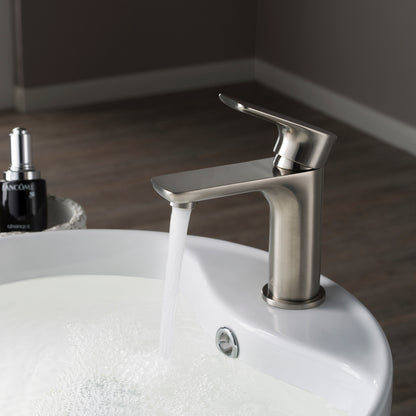 Single Handle Lavatory Faucet F01 120 in Five colors