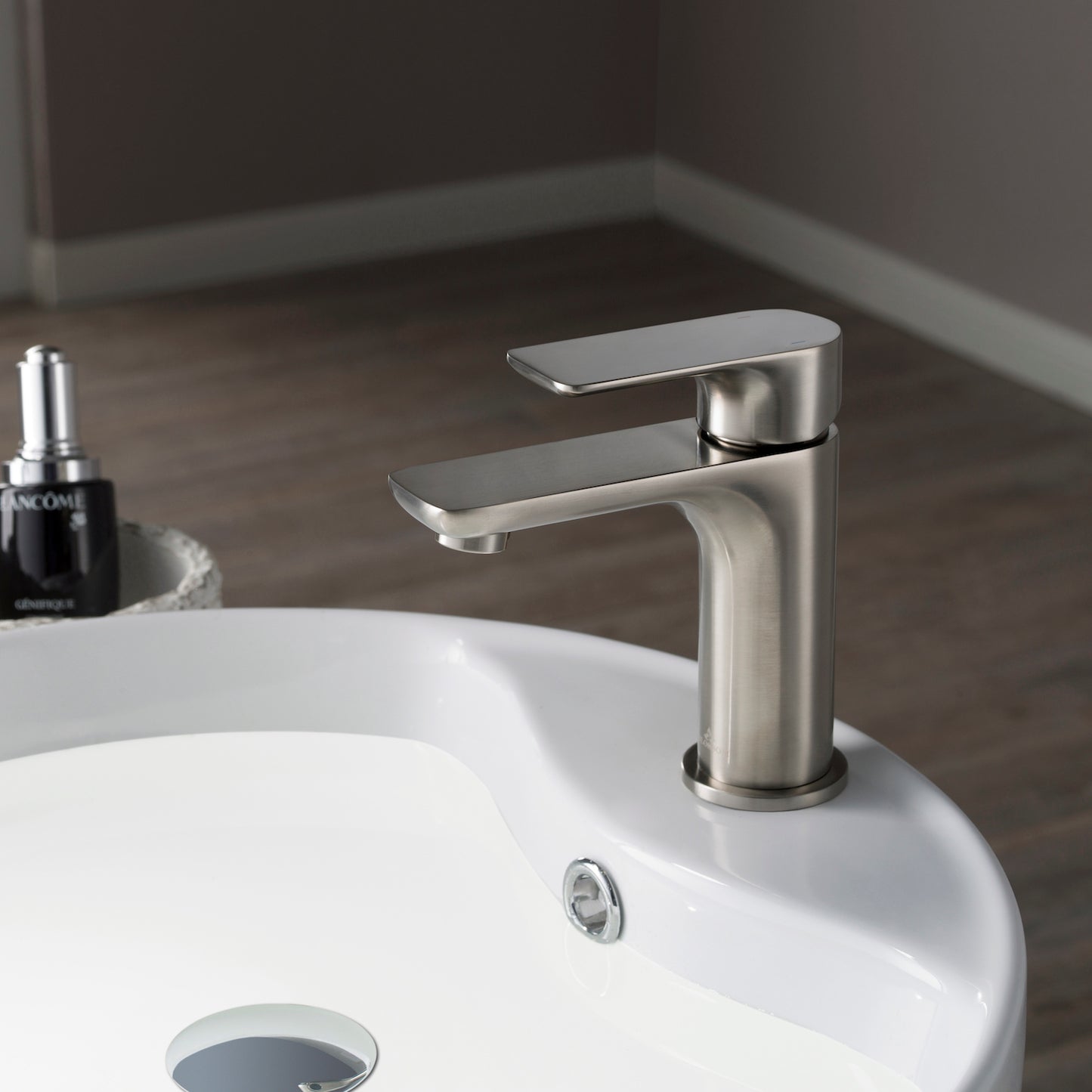 Single Handle Lavatory Faucet F01 120 in Five colors