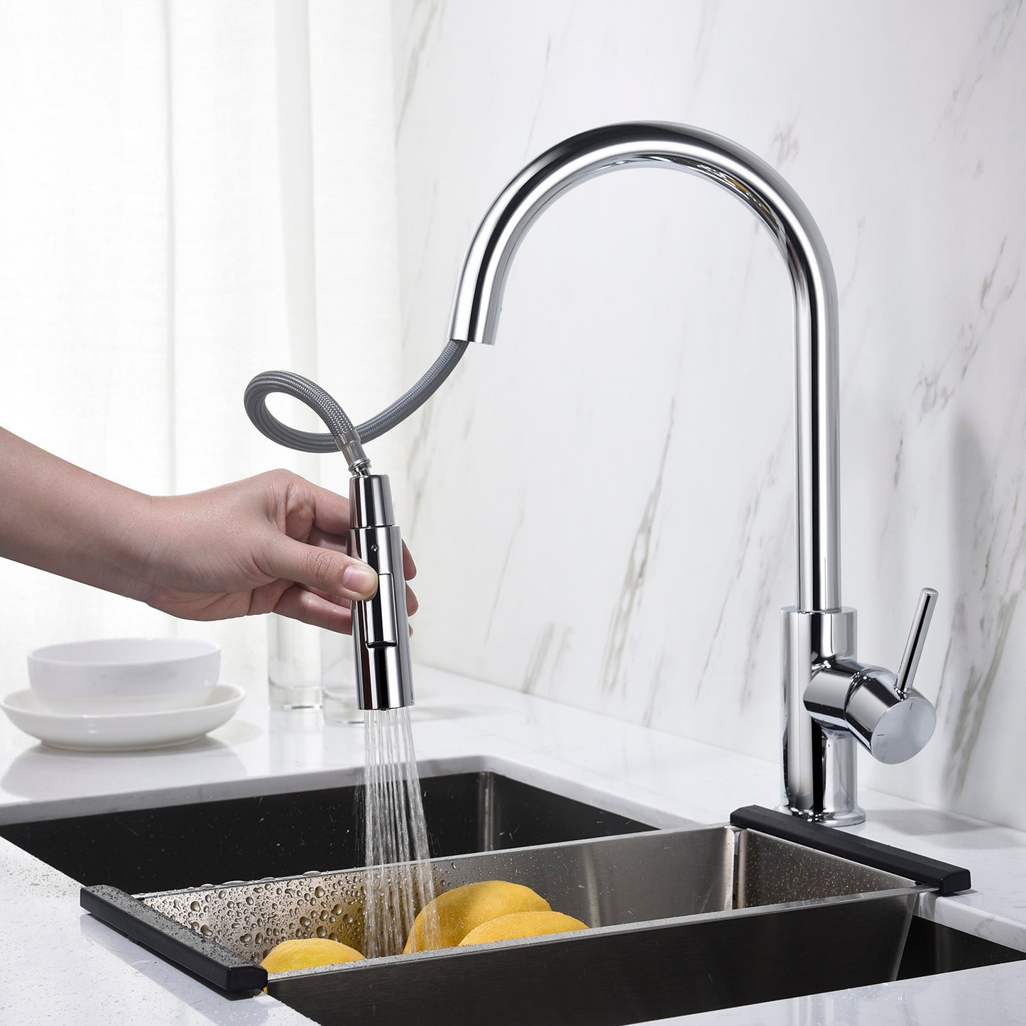 Blossom Single Handle Pull Down Kitchen Faucet F01 206