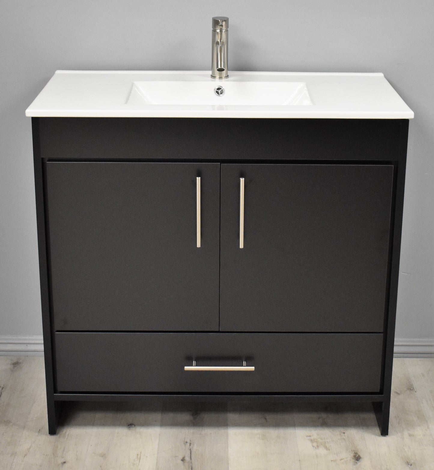 Volpa USA Pacific 36" Modern Bathroom Vanity MTD-3136-14