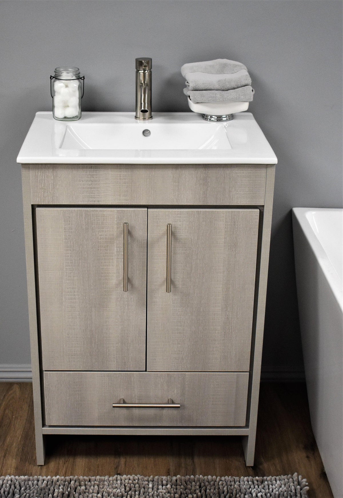 Volpa USA Pacific 24" Modern Soft Weathered Grey Bathroom Vanity MTD-3124WG-14 