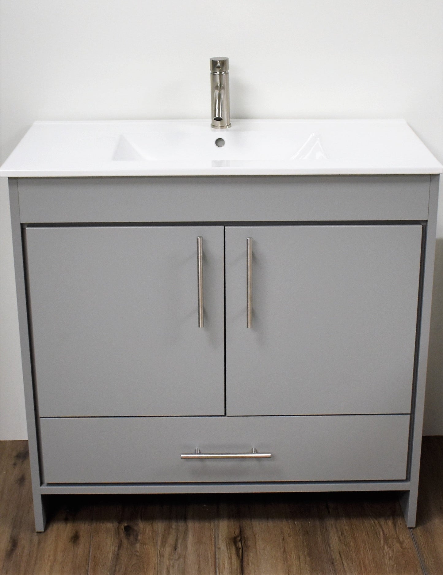 Volpa USA Pacific 36" Modern Bathroom Vanity MTD-3136-14