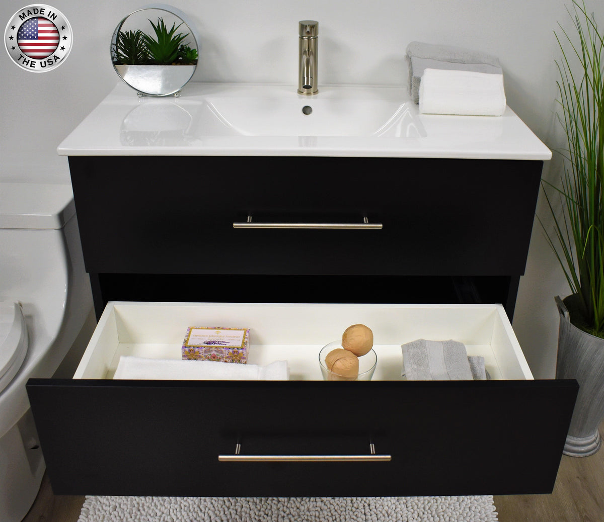 Volpa USA Napa 36" Modern Wall-Mounted Floating Bathroom Vanity Black MTD-3336BK-1 bdomiu