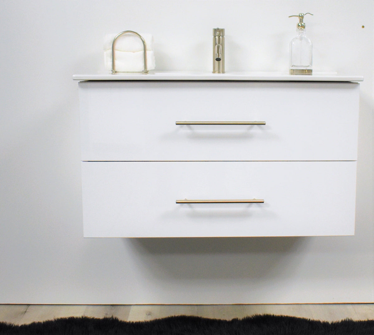 Volpa USA Napa 36" Modern Wall-Mounted Floating Bathroom Vanity Glossy White MTD-3336GW-1 fs