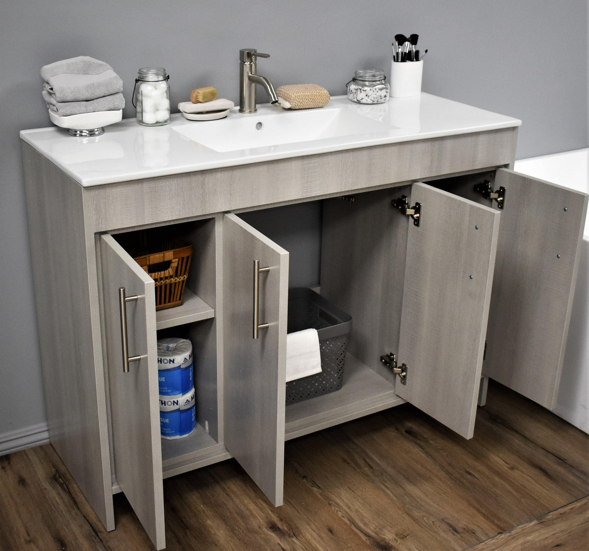Volpa USA Villa 48" Modern Bathroom Vanity Weathered Grey MTD-3448WG-14 ASO