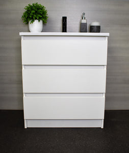 Pepper 24" Vanity Glossy White MTD-3724GW-AFront-Staged