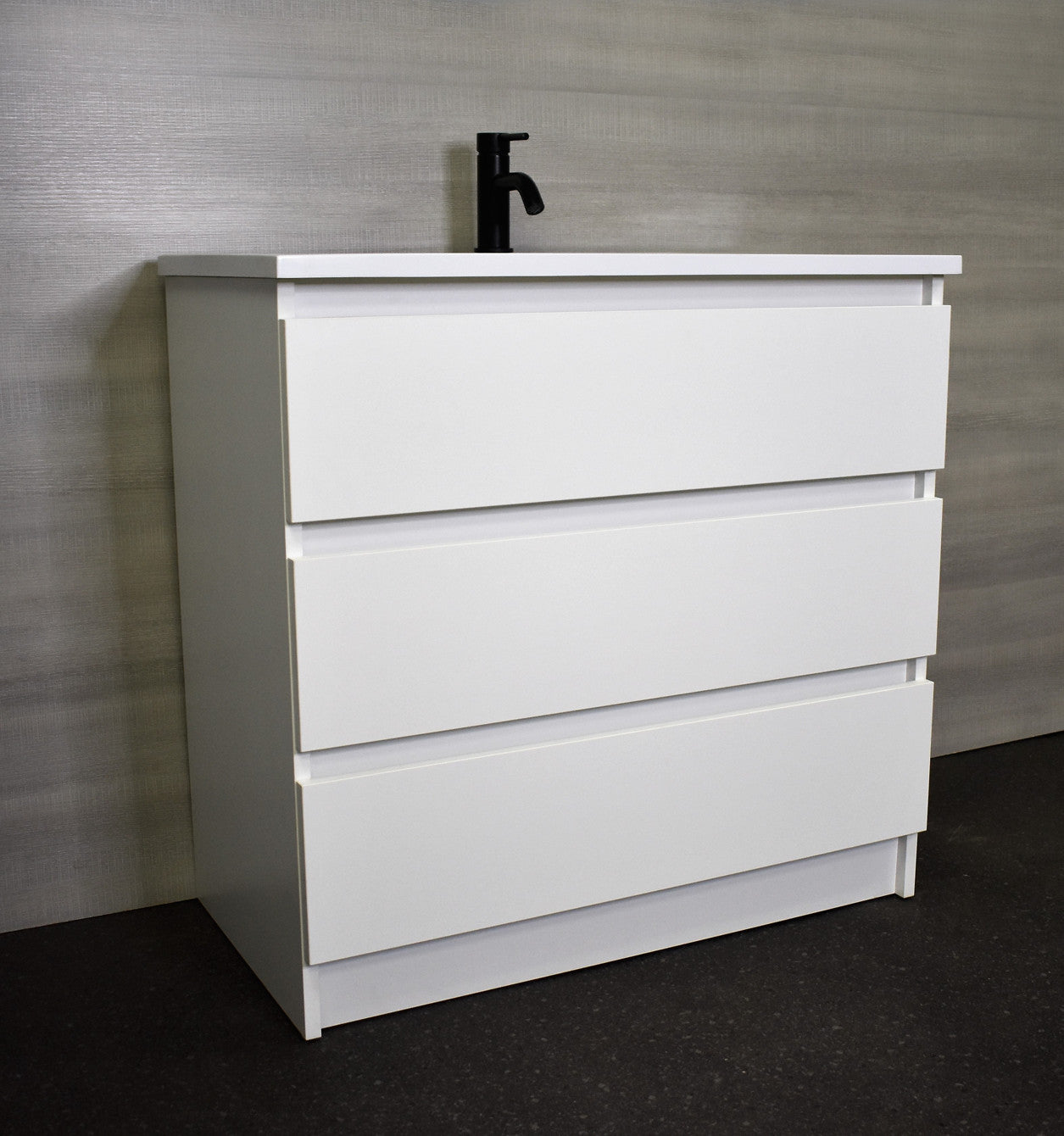 Pepper 36" Vanity White MTD-3736W-AAngle