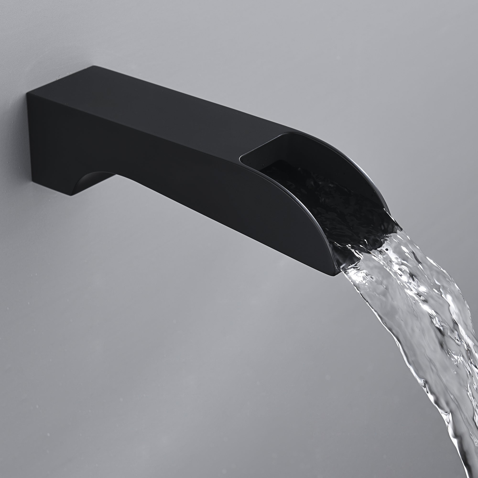 Mezzo Series 1-Handle 1-Spray Tub and Shower Faucet