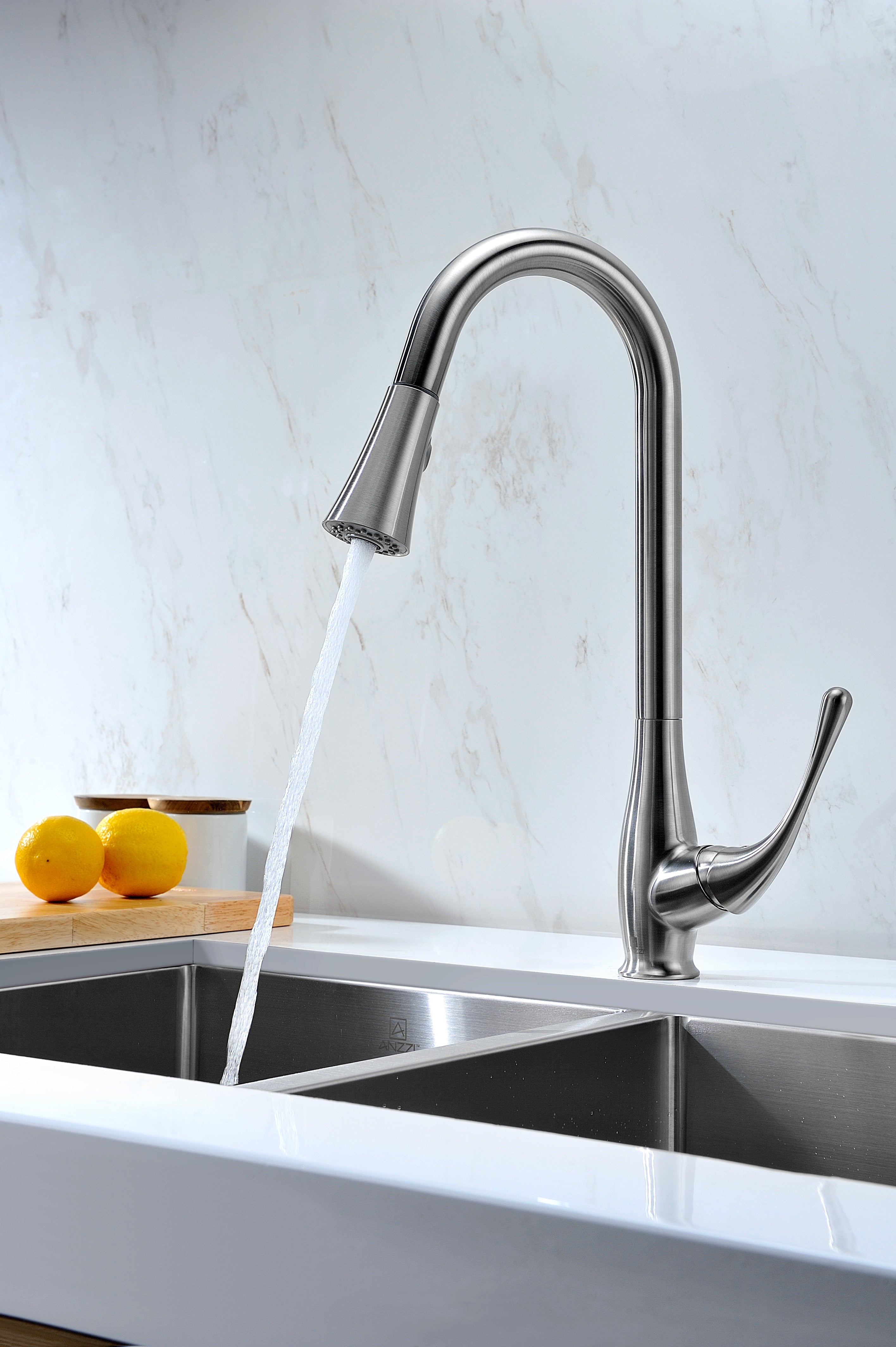 Singer Series Single-Handle Pull-Down Sprayer Kitchen Faucet in Brushed Nickel