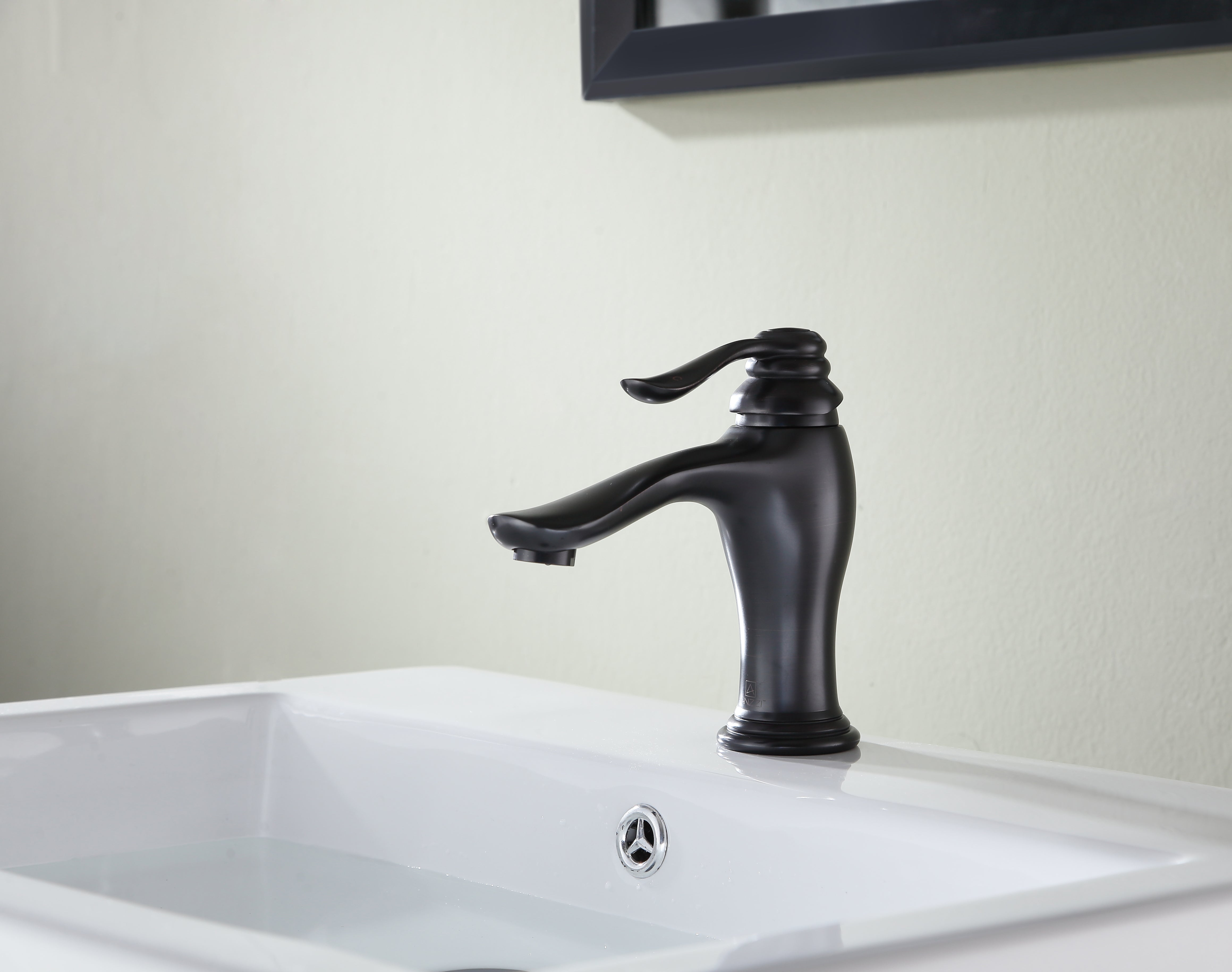 Anfore Single Hole Single Handle Bathroom Faucet